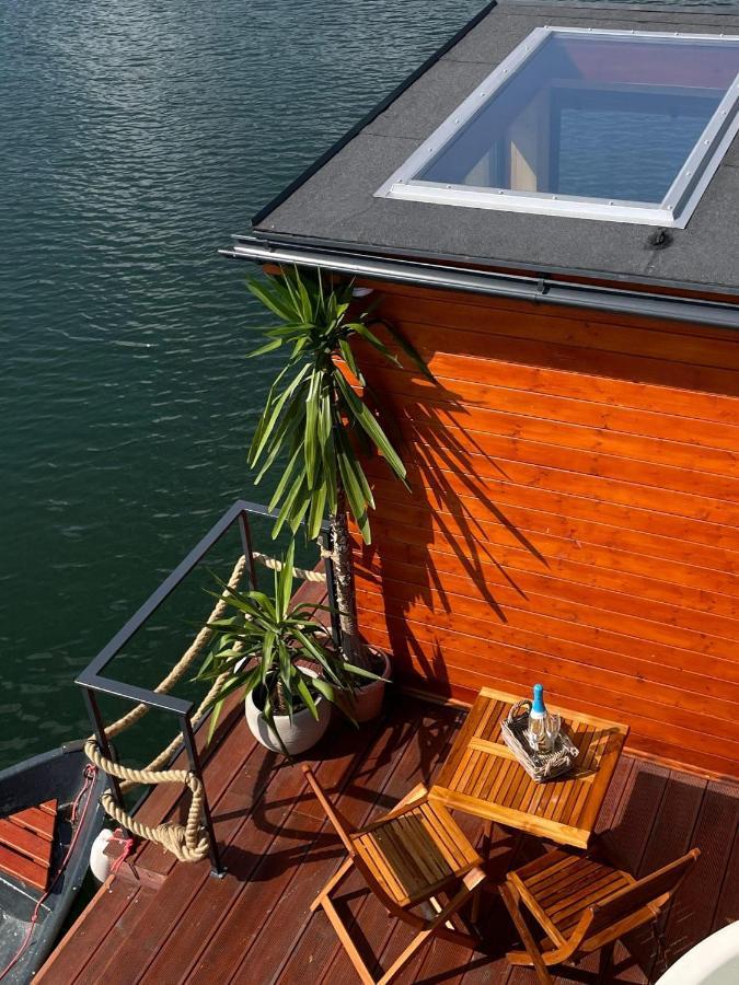 Aquachill Houseboat & Wellness Liptovský Trnovec Exterior foto